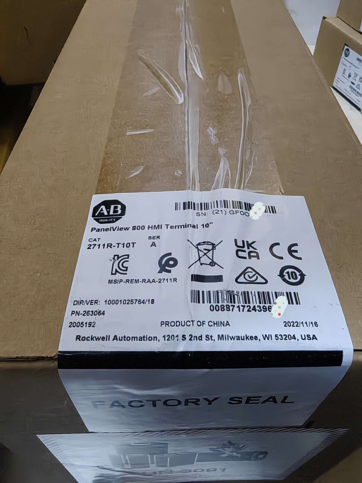 Allen-Bradley PanelView 800 HMI Terminal 10-inch box with factory seal, 2711R-T10T product, from Rockwell Automation.